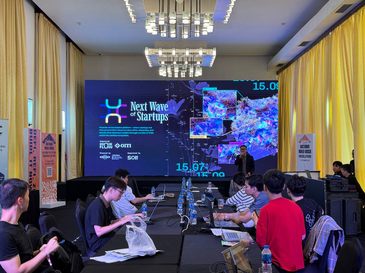 VIETNAM BUILD WEEK 🇻🇳 | Ho Chi Minh 2025 tweet media