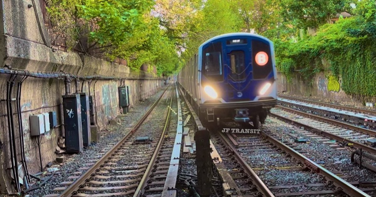 JfTransit's tweet image. R211A B Train 🚂 

#r211 #nycsubway