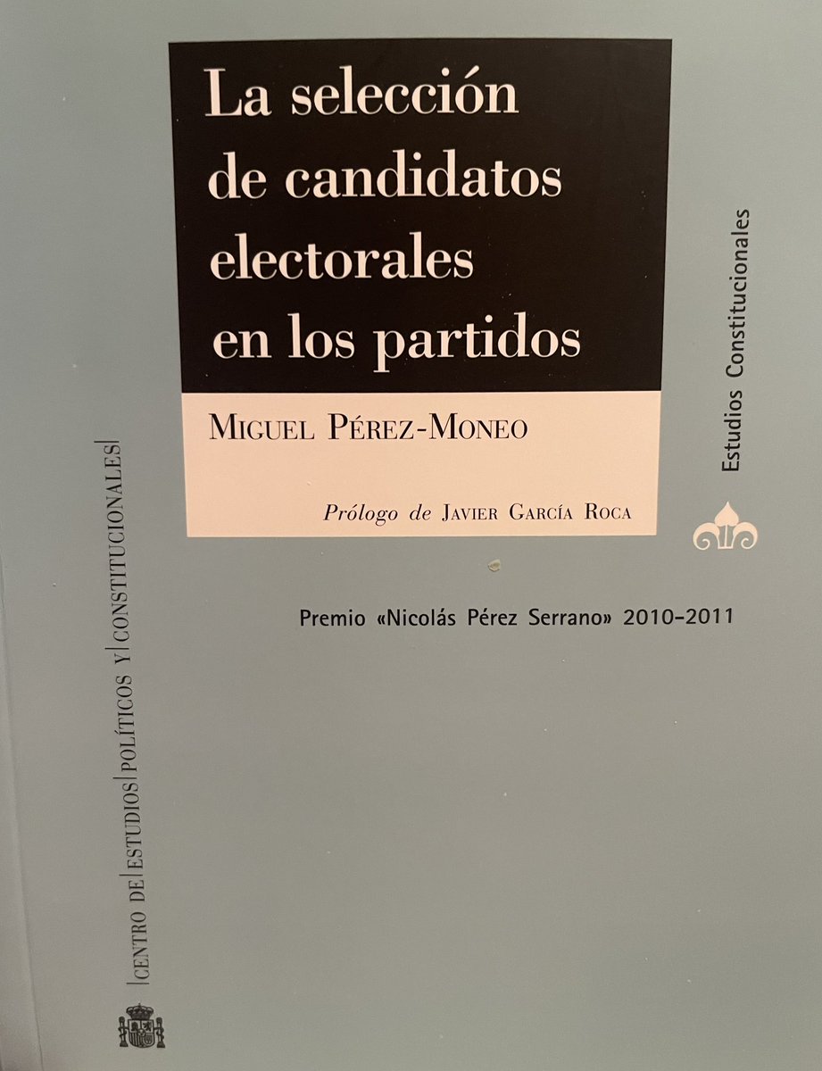 He concluido la lectura de “Song of Achilles”. Lento y aburrido. No lo recomiendo. Comienzo de inmediato “La selección de candidatos electorales en los partidos” del profesor Pérez Moneo. El libro promete!  Ya les cuento!