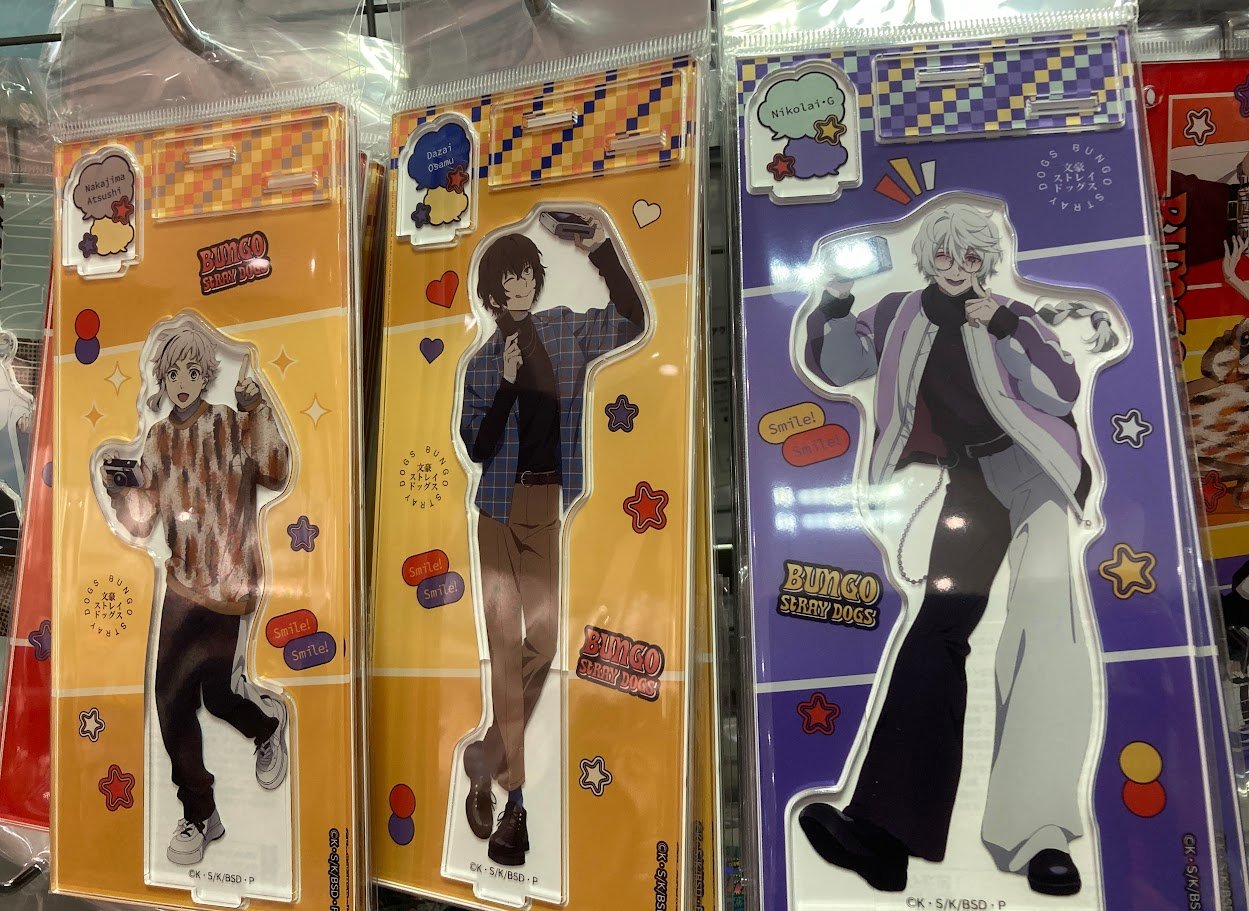 アニメグッズ　まとめ売り　大量　フィギュア　アクスタ　色紙　ラバスト アニメグッズ まとめ売り 大量 フィギュア アクスタ 色紙