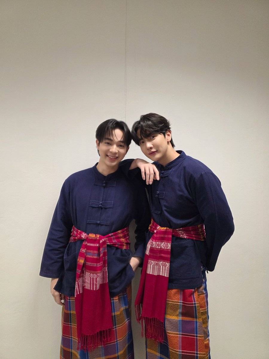 MchoiceTH's tweet image. วันนี้มาเจอกับ ‘แม็กกี้บาส’ กันได้ที่ #ADreamVoyageMaxkyBas_KKC เด้อ~
บรรยากาศม่วน ๆ กำลังรออยู่ มาเจอกันน้าาา 👀💥
MXBS FANSIGN IN KKC
#ADreamVoyageMaxkyBas
#maxky_rp
#MaxkyBas
#MchoiceArtist