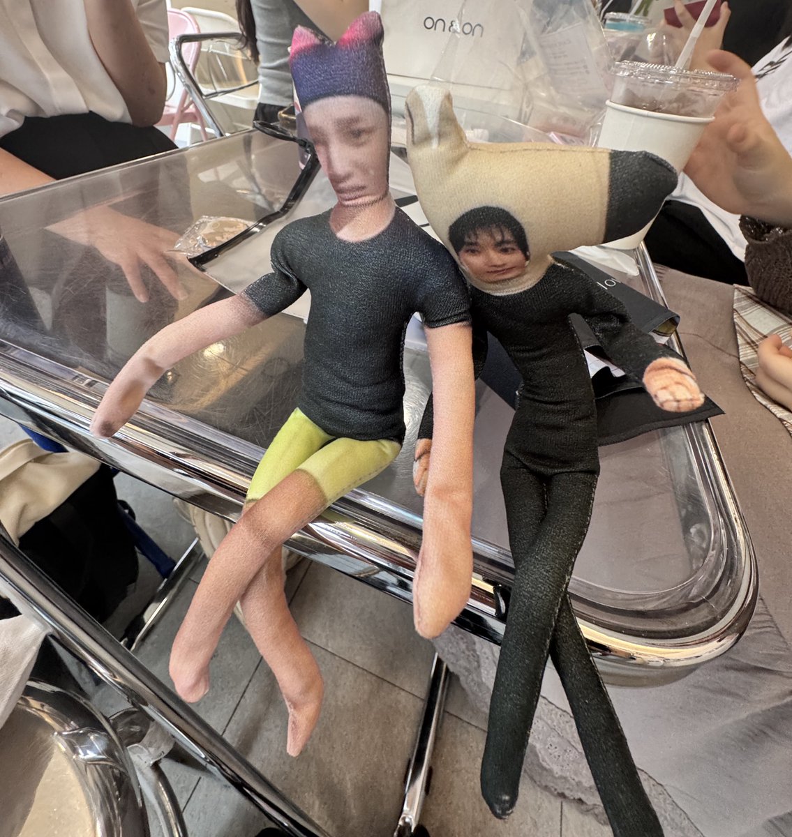 메엥…🕯️ (@970406x971107) on Twitter photo 