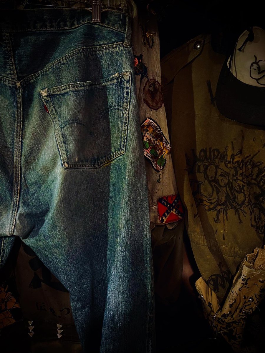 FREEDOMNoGood's tweet photo. #店内スタイリング 
LEVI'S XX.
40'S.
SPECIAL.
【 #ネオ大阪帝国 #通天覚醒 #超変 #アラキ 】

いつも通り自分らしく。

SPECIAL.

#デカ履き 

#HighDamageStyle 

👁🧠🧠👁
伝説、続く。
解CHANCE放

⚫️ #ネオヤンキー 
#theKIDアラーキー ⚫️ 

【 #theKIDアラキ 】 
【アメ村 #ショウザンビル 】 https://t.co/SFqgm9hKR0