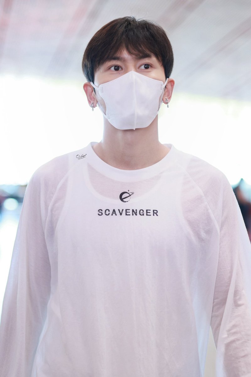 ehsally1's tweet image. 250809  PEK🛫

#ZhangZhehan #ZhangZhehan张哲瀚 #张哲瀚 #張哲瀚 #ZZH
#チャンジャーハン #장철한 #จางเจ๋อฮั่น #PrimordialTheatre #ZhangZheHanBangkokConcert
#张哲瀚泰国演唱会
#洪荒剧场 #TheRealZhangZhehan
#zhangsanjian
#张三坚