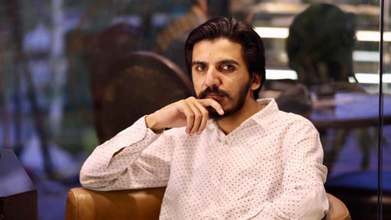 𝐒𝐡𝐚𝐡𝐳𝐚𝐢𝐛 𝐍𝐚𝐮𝐬𝐡𝐚𝐡𝐢 (@shahzaibnoshahi) on Twitter photo چنگڑوں کے دیو داس اسد طور <a href="/AsadAToor/">Asad Ali Toor</a> کی ملک سے فرار ہونے کی کوشش ناکام، ایف آئی اے نے جہاز سے آف لوڈ کر دیا. اگر یہ ملک سے فرار ہونے میں کامیاب ہو گیا تو شہباز گل، عادل راجہ اور عمران ریاض سے زیادہ پاکستان کے خلاف زہر اگلے گا. چنگڑوں کے دیو داس اسد طور <a href="/AsadAToor/">Asad Ali Toor</a> کی ملک سے فرار ہونے کی کوشش ناکام، ایف آئی اے نے جہاز سے آف لوڈ کر دیا. اگر یہ ملک سے فرار ہونے میں کامیاب ہو گیا تو شہباز گل، عادل راجہ اور عمران ریاض سے زیادہ پاکستان کے خلاف زہر اگلے گا.
