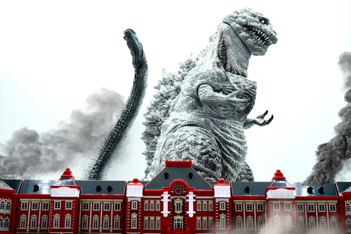 PassionTank シン・ゴジラ
東京駅🗼とアメノハバキリ、特殊建機小隊がいるだけで無限に遊べます😄

これは…いい！これは…！とても良いです！！！

#passiontank
#ゴジラ
#kaiju