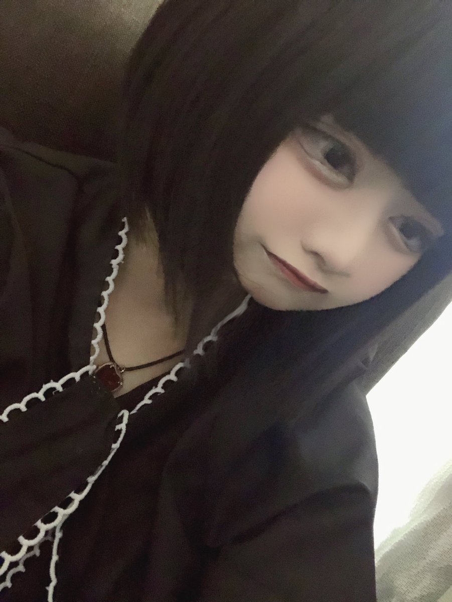 1ヶ月に1回のペースでしかツイートしてないのほんとにごめんなさい笑

今日17時からいるのでご予約お待ちしてます➰🎀