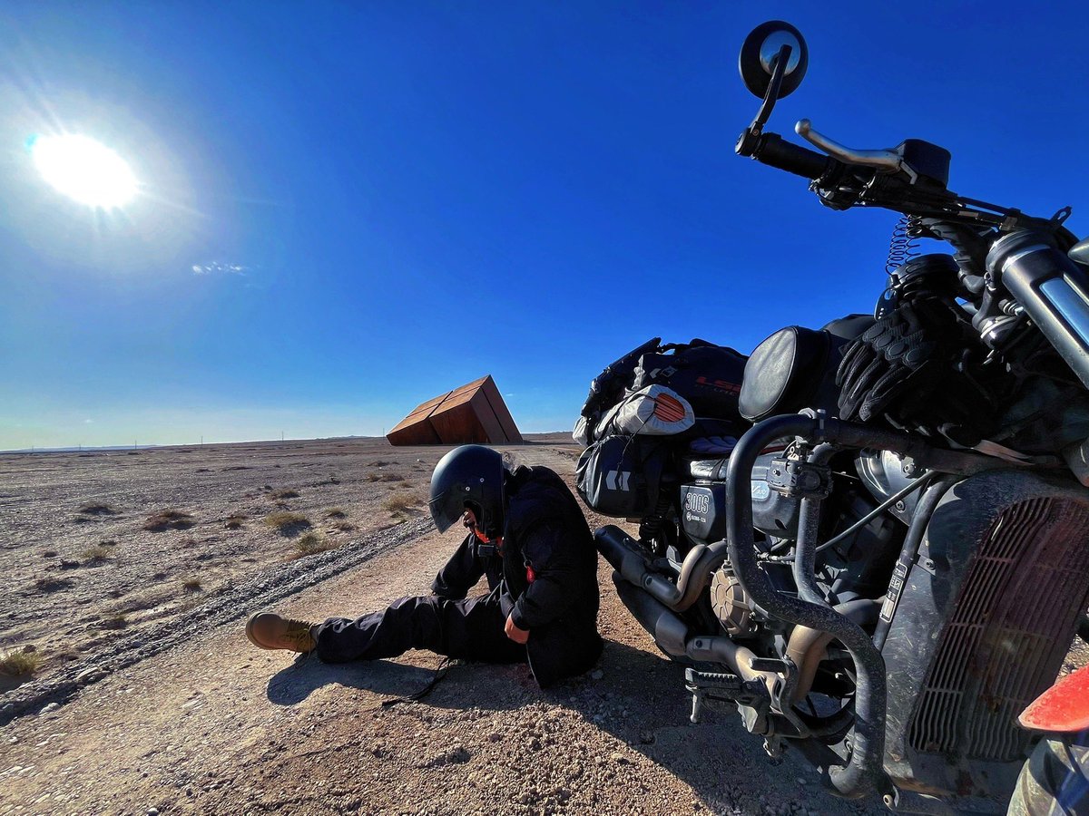 Azhennn2's tweet image. 抱歉，风声太大听不到你在说什么 #敦煌