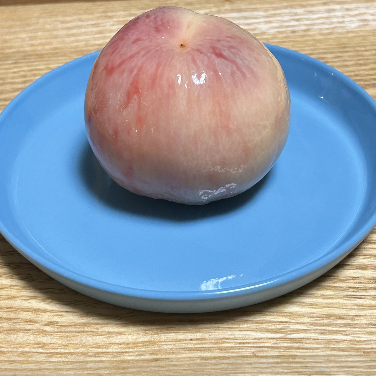 これはマルカジリした桃　最高🍑