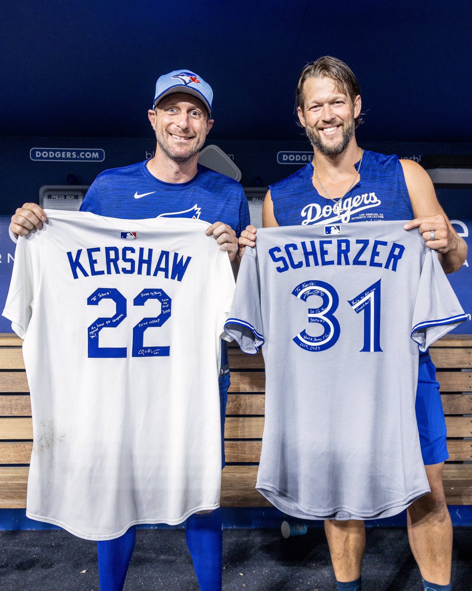 Clayton Kershaw and Max Scherzer swapped jerseys after the game. 🔥

(📸: <a href="/BlueJays/">Toronto Blue Jays</a>)