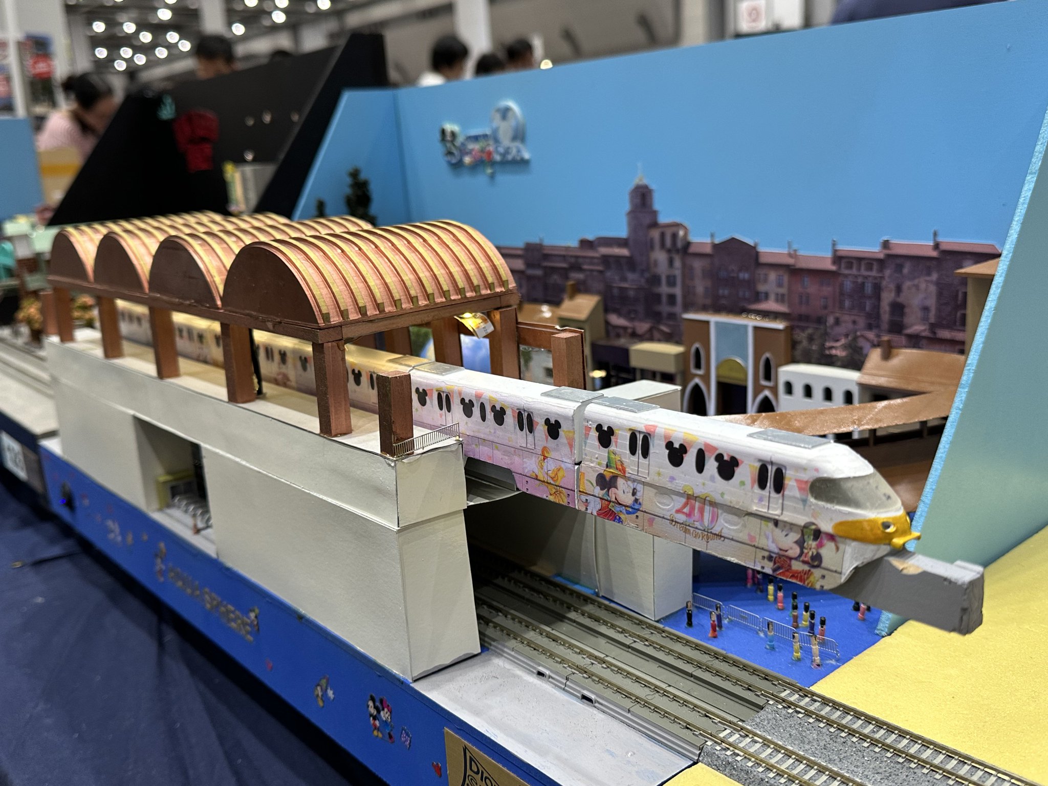 プリンス光学　鉄道模型 JR 117-7000系電車(WEST EXPRESS 銀河)セット 2025年11月発売
