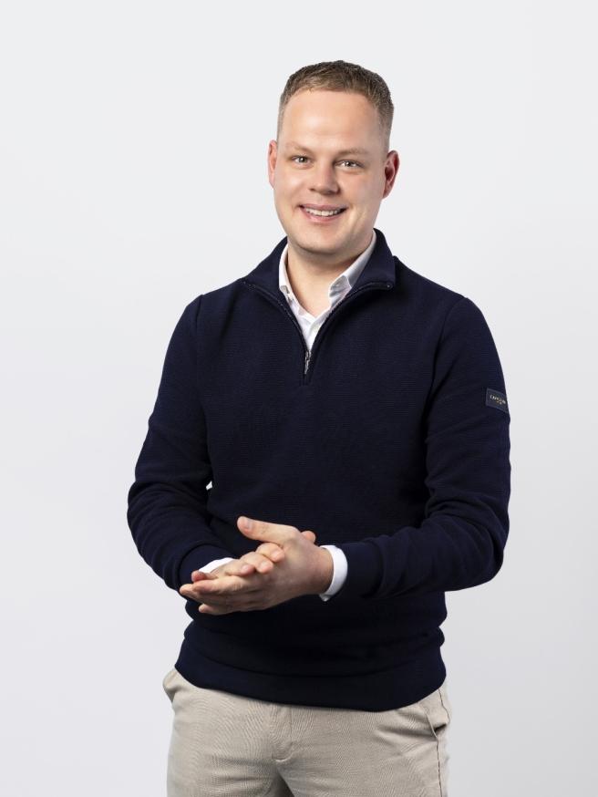 Mooie clash op Sportpark De Kampen!

Om 13.00 is ons sympathieke lid Ramon Heveling (<a href="/canizaresftb/">Ramon</a>) uit <a href="/sventernieuws/">svEnter</a> verantwoordelijk voor een mooie vriendschappelijke wedstrijd tussen <a href="/vierdedivisie/">vierdedivisie</a> ploeg <a href="/vvHeino/">vvHeino</a> en eerste klasser <a href="/asvdronten/">asv Dronten</a>!

#SNONijverdal 
#PreSeason