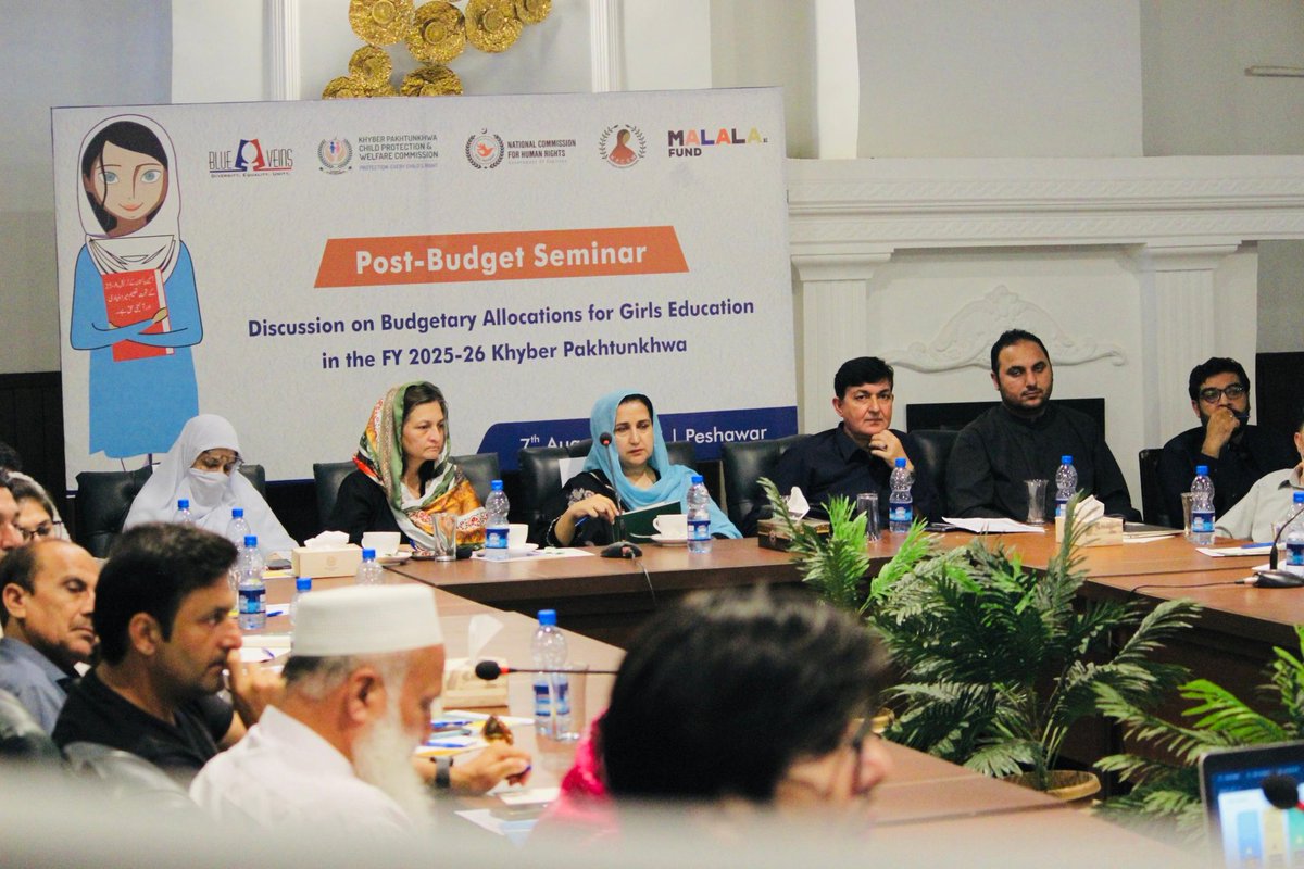 Nishat Riaz MBE (@nishatriaz) on Twitter photo We will keep asking until rights and resources are available to every girl.
12 years of free and safe education for every girl in KP.
Great to see girls at the centre of this post budget session in Peshawar.
Thank you and welldone <a href="/BlueVeinsPak/">Blue Veins</a> a leading @malalafund partner We will keep asking until rights and resources are available to every girl.
12 years of free and safe education for every girl in KP.
Great to see girls at the centre of this post budget session in Peshawar.
Thank you and welldone <a href="/BlueVeinsPak/">Blue Veins</a> a leading @malalafund partner