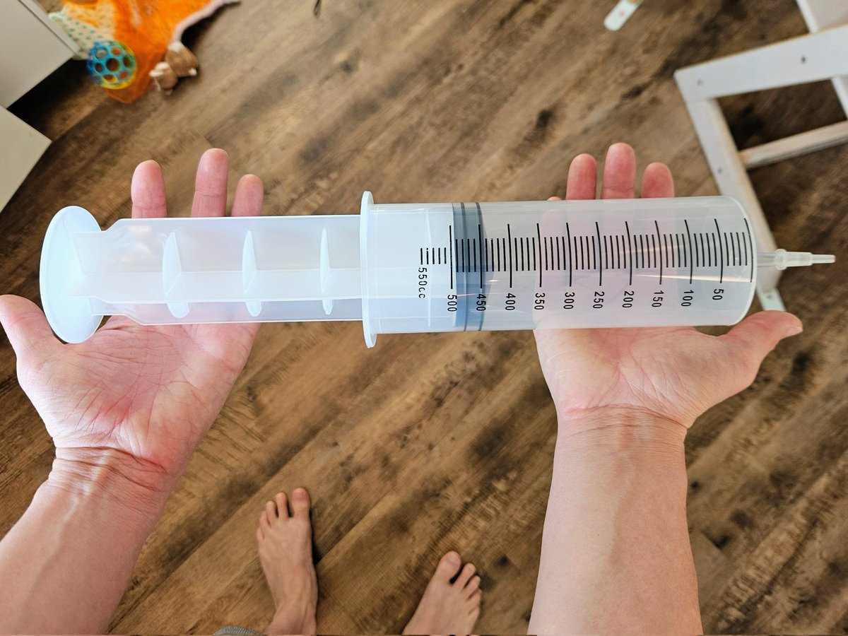 That syringe did look significantly smaller on the Amazon listing.