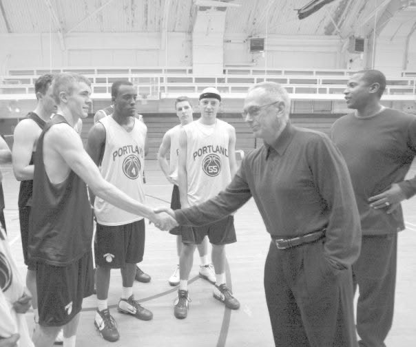 Brant Minor (@coachminor3) on Twitter photo Man…. 20 years goes fast!
<a href="/mdhhoops/">Michael Holton</a> <a href="/SSN_Portland/">Sidelines - Portland</a>
<a href="/PortlandPilots/">Portland Pilots</a> <a href="/PortlandMBB/">Portland Pilots Men's Basketball</a> Man…. 20 years goes fast!
<a href="/mdhhoops/">Michael Holton</a> <a href="/SSN_Portland/">Sidelines - Portland</a>
<a href="/PortlandPilots/">Portland Pilots</a> <a href="/PortlandMBB/">Portland Pilots Men's Basketball</a>