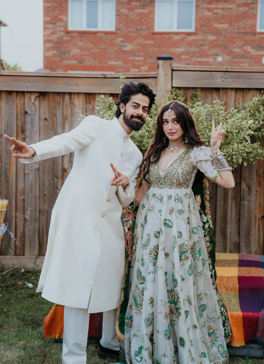 Beautiful couples ❤️ praying for continuing their togetherness forever ♾️ 
#AimaBaig #CoupleGoals