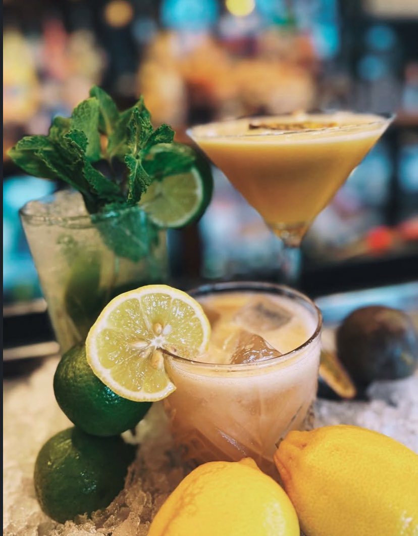 whitebeartn1's tweet image. Join us for our Cocktail Masterclass on August 21st!✨ Book now while tickets last to secure an evening of stirring and sipping on everybody’s favourite classics🍸👀 #cocktailmasterclass