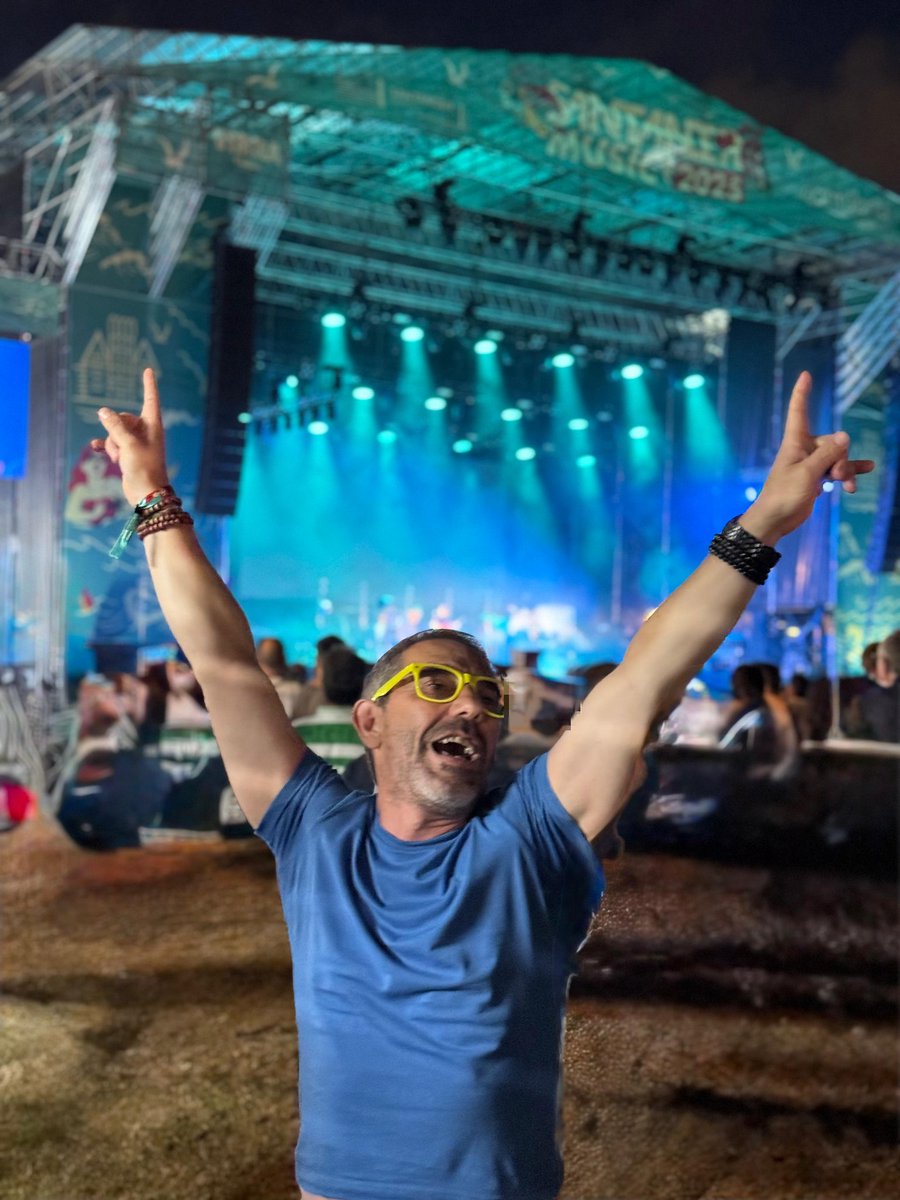♻️Miguel Timón López 🚀 (@mikitimon) on Twitter photo La música me ha devuelto #Santander, 25 años después. Cuidad en la que tuve la suerte de vivir y trabajar. He disfrutado con avaricia el <a href="/santandermusic/">Santander Music</a>, su gente simpática y educada, la gastronomía, un clima suave, en medio del apocalipsis climático de la canícula 2025❣️ La música me ha devuelto #Santander, 25 años después. Cuidad en la que tuve la suerte de vivir y trabajar. He disfrutado con avaricia el <a href="/santandermusic/">Santander Music</a>, su gente simpática y educada, la gastronomía, un clima suave, en medio del apocalipsis climático de la canícula 2025❣️
