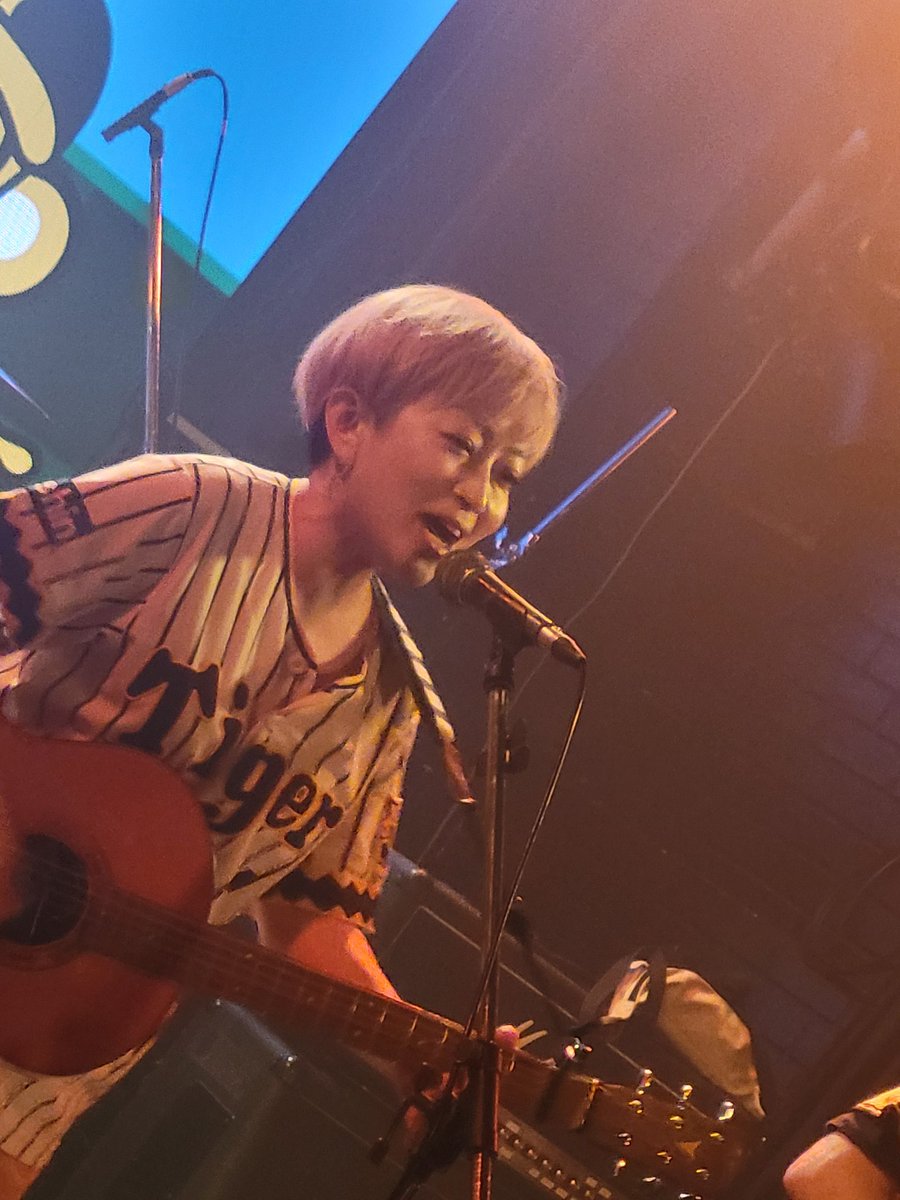 WildSideTokyo's tweet photo. そして９回裏本日のトリ、石井大智のような盤石の抑えはWildSideイチのトラキチ、ばんゆうき(@ban80com)
今季ぶっちぎりの勢いの阪神タイガース、このライブもペナントレース優勝の前祝いかってぐらいハッピーです！ https://t.co/KP3NyewptV