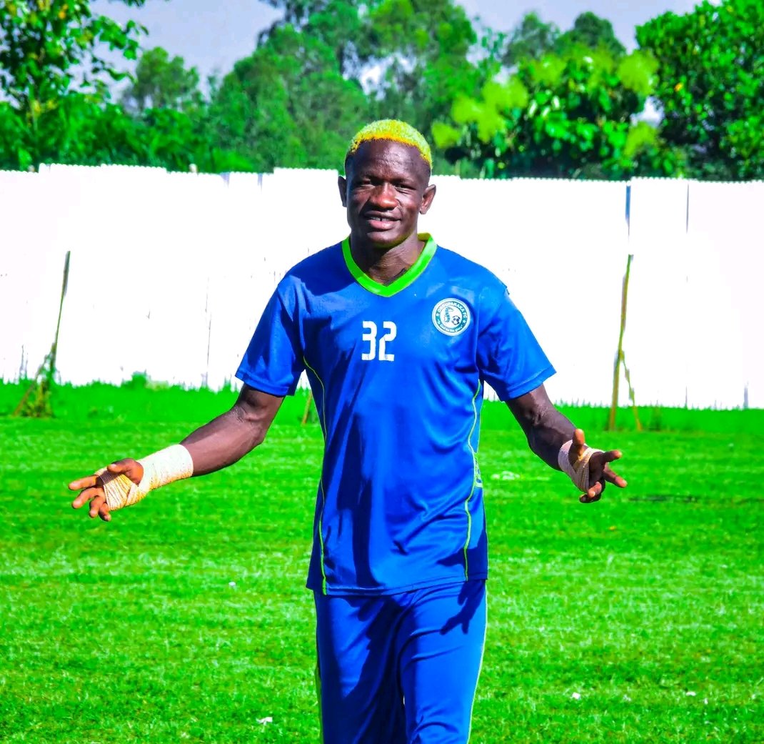 Ajai (@phillipajai) on Twitter photo Surface induced career ending injury.
After Ajiga, <a href="/OnduparakaFC1/">Onduparaka FC</a> suffered a broken leg on the 2ambe artificial tough. I believe it's high time professional and semi-professional players considered guided sessions on the pitch.
Something has to change . Surface induced career ending injury.
After Ajiga, <a href="/OnduparakaFC1/">Onduparaka FC</a> suffered a broken leg on the 2ambe artificial tough. I believe it's high time professional and semi-professional players considered guided sessions on the pitch.
Something has to change .