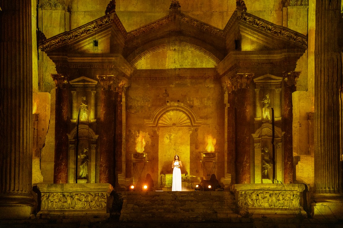 NNA - حفل هبة طوجي ضخ إكسير الحياة في "حقبات" اختزنت عظمة العمران والثقافة والفن في قلعة بعلبك
 aman-alliance.org/Home/ContentDe…