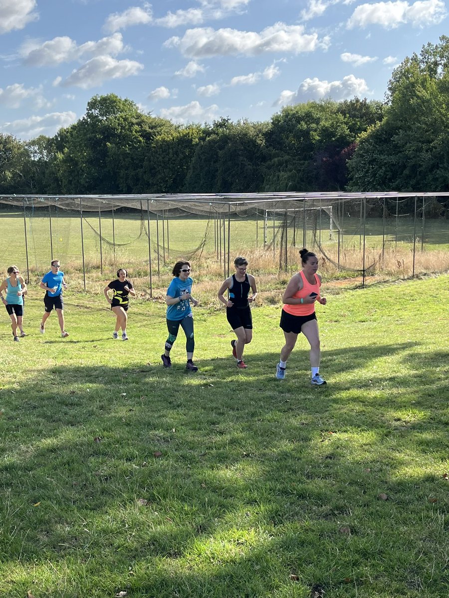 newent_parkrun's tweet photo. Event 560.

A great turnout today on a lovely sunny morning .

#loveparkrun https://t.co/TOqUAtgC1Q