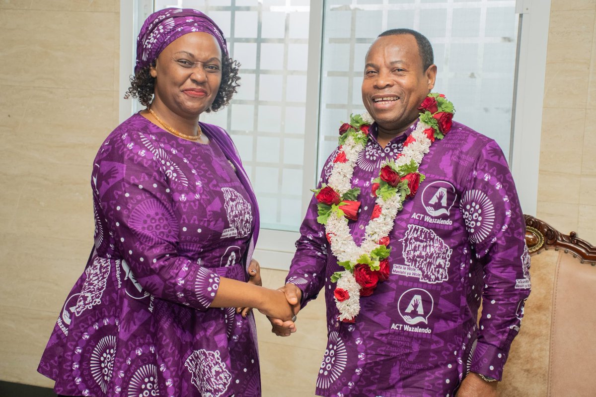 ACTWazalendo (@actwazalendo) on Twitter photo KC <a href="/SemuDorothy/">Dorothy Semu</a> akiwa na mgombea Urais wa Zanzibar, Ndugu <a href="/othmasoud/">Othman Masoud Othman</a>.
Oktoba #LindaKura
#MuhuniHasusiwi KC <a href="/SemuDorothy/">Dorothy Semu</a> akiwa na mgombea Urais wa Zanzibar, Ndugu <a href="/othmasoud/">Othman Masoud Othman</a>.
Oktoba #LindaKura
#MuhuniHasusiwi