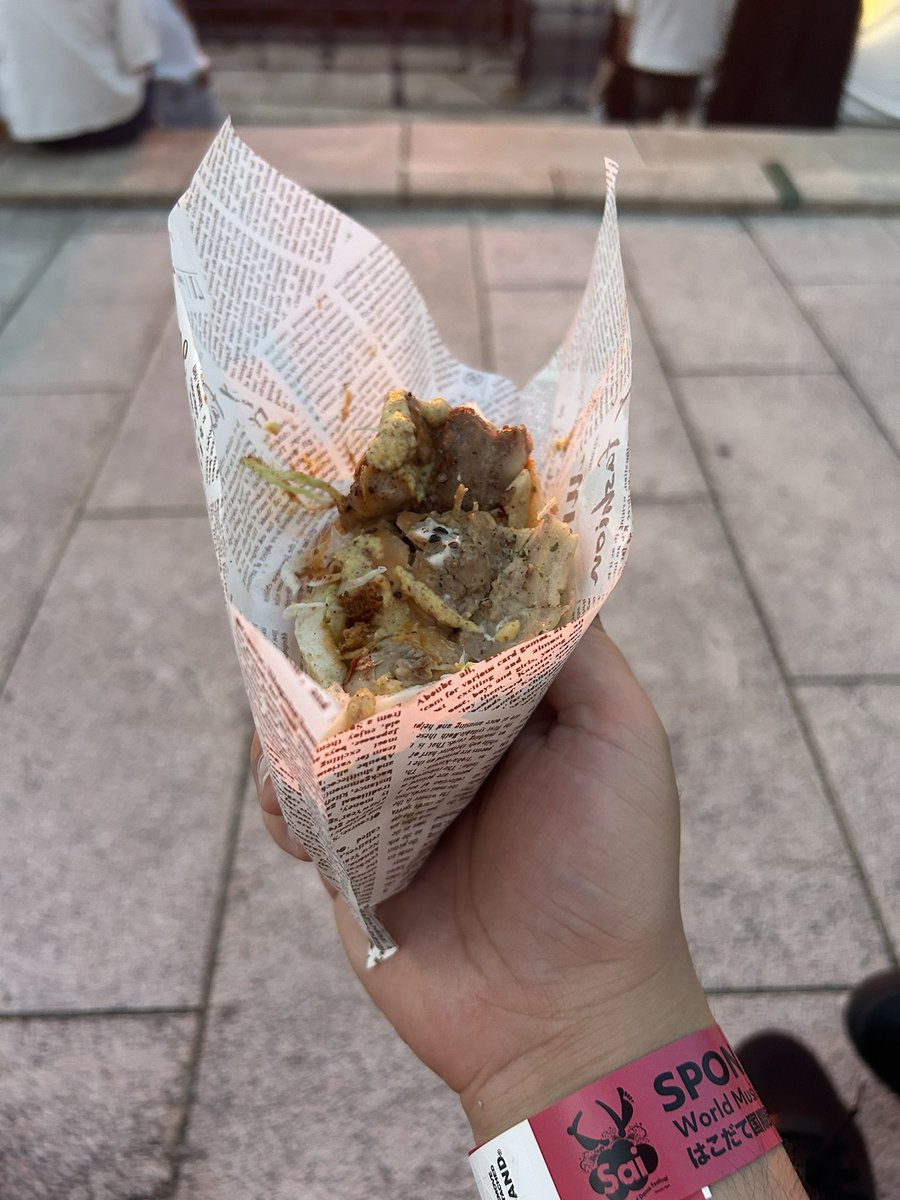 syakesake's tweet image. ビールとケバブうめー！