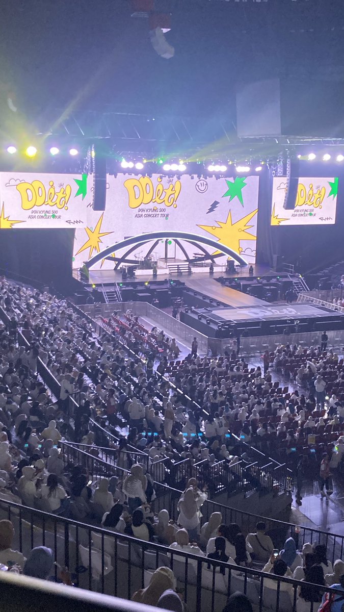 egiitaaa's tweet photo. So ready #도경수 #DOHKYUNGSOO
#ASIACONCERT_DOit #DO #디오 #EXO #엑소 #DOinJAKARTA 
#weareoneEXO #DOit #DO_DOit #DOinJKT #컴퍼니수수 #CompanySoosoo https://t.co/MUv3sNGBMt