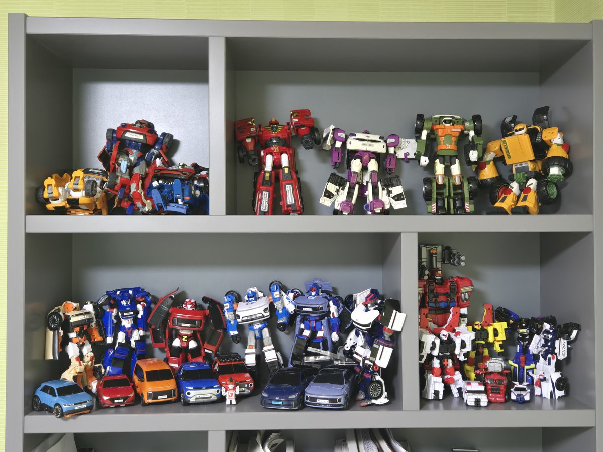 윗층분들 관절 안좋으셔서 똑바로 못서있는거 봐라