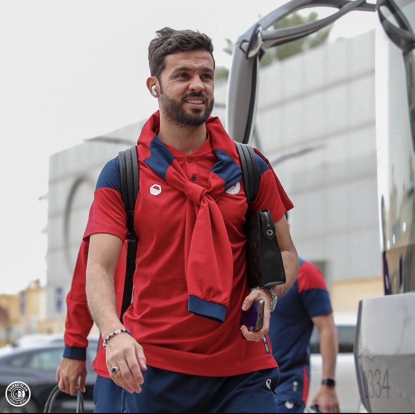 🚨 || <a href="/Serigo258/">Sergio</a>

اللاعب فاروق شافعي من خيارات نادي #الوحدة 
<a href="/BaytWehda2/">بيت الوحدة</a>
