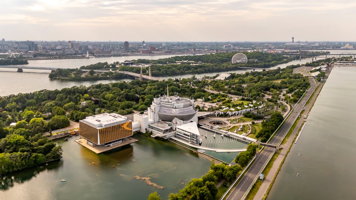 Montreal's tweet image. A bird's-eye view of Casino de Montréal. 🐦‍⬛

📷 @evablue #montreal