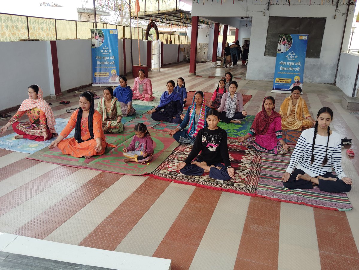 अंकित योगी (योग विद्यार्थी)🇮🇳 (@yogi_ankit_) on Twitter photo Day220
स्वस्थ रंगला पंजाब के स्वप्न से संकल्पित पंजाब के हरमन प्रिय मुख्यमंत्री माननीय श्री <a href="/BhagwantMann/">Bhagwant Mann</a> जी को समस्त <a href="/cmdiyogshala/">C.M.Di Yogshala</a> परिवार की ओर से, पंजाब में #cmdiyogshala के माध्यम से आरोग्य लाभ ले रहे जन-मन की ओर से रक्षाबंधन पर्व की हार्दिक शुभकामनाएं
<a href="/KamleshMSU/">Kamlesh Mishra | कमलेश मिश्रा</a> <a href="/AAPbalbir/">Dr Balbir Singh</a> Day220
स्वस्थ रंगला पंजाब के स्वप्न से संकल्पित पंजाब के हरमन प्रिय मुख्यमंत्री माननीय श्री <a href="/BhagwantMann/">Bhagwant Mann</a> जी को समस्त <a href="/cmdiyogshala/">C.M.Di Yogshala</a> परिवार की ओर से, पंजाब में #cmdiyogshala के माध्यम से आरोग्य लाभ ले रहे जन-मन की ओर से रक्षाबंधन पर्व की हार्दिक शुभकामनाएं
<a href="/KamleshMSU/">Kamlesh Mishra | कमलेश मिश्रा</a> <a href="/AAPbalbir/">Dr Balbir Singh</a>