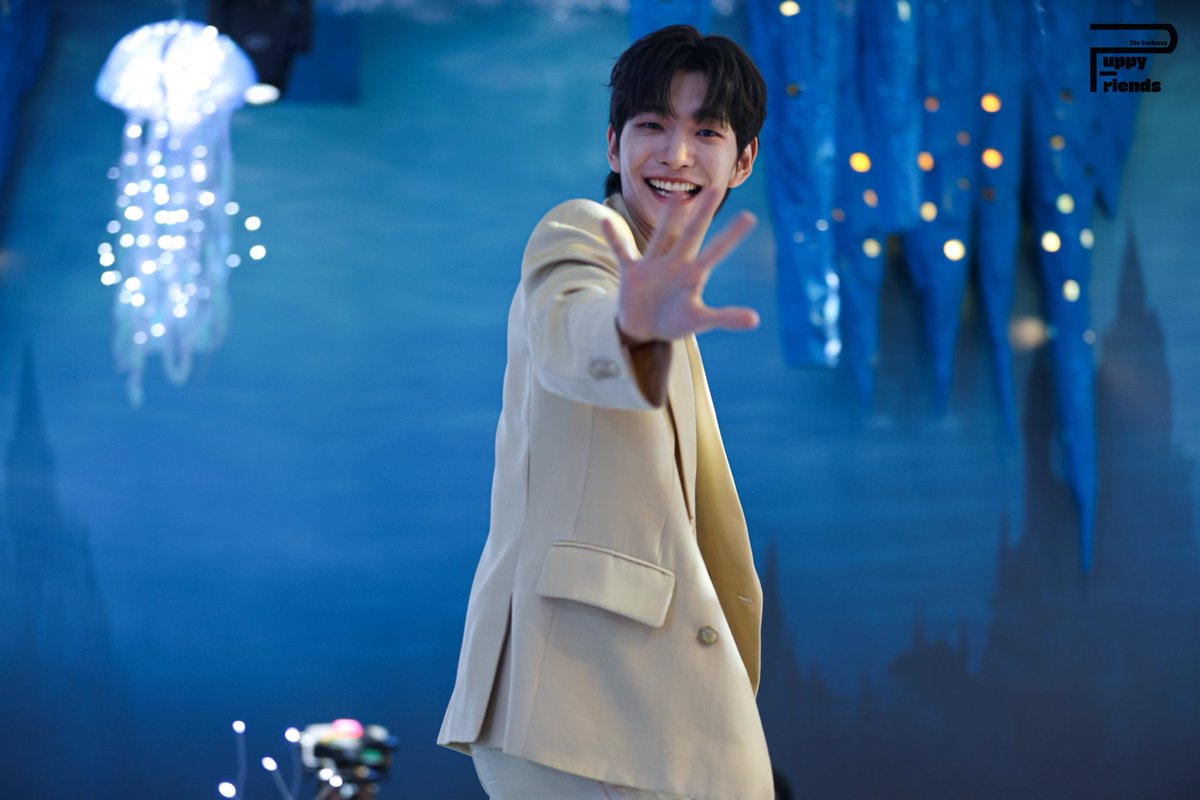 CSH_PFCN's tweet photo. 250802 HANGZHOU BRAND APPRECIATION EVENT Part.2

#차선형 #CHASUNHYUNG https://t.co/YtIjJWUjuP