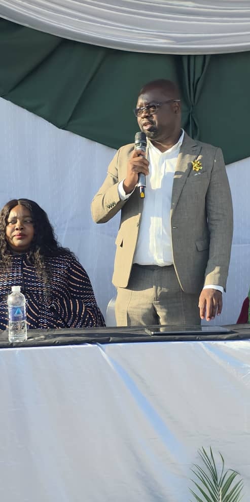 Yesterday here in Mashonaland West, a new science block was unveiled at Kubatana Secondary School through the Constituency Development Fund!

I stood alongside Chinhoyi MP Hon. Eng. <a href="/LeslieMhangwa/">Eng Leslie Mhangwa</a> ,the Chinhoyi Constituency Development Committee  &amp; the comminity as he led the