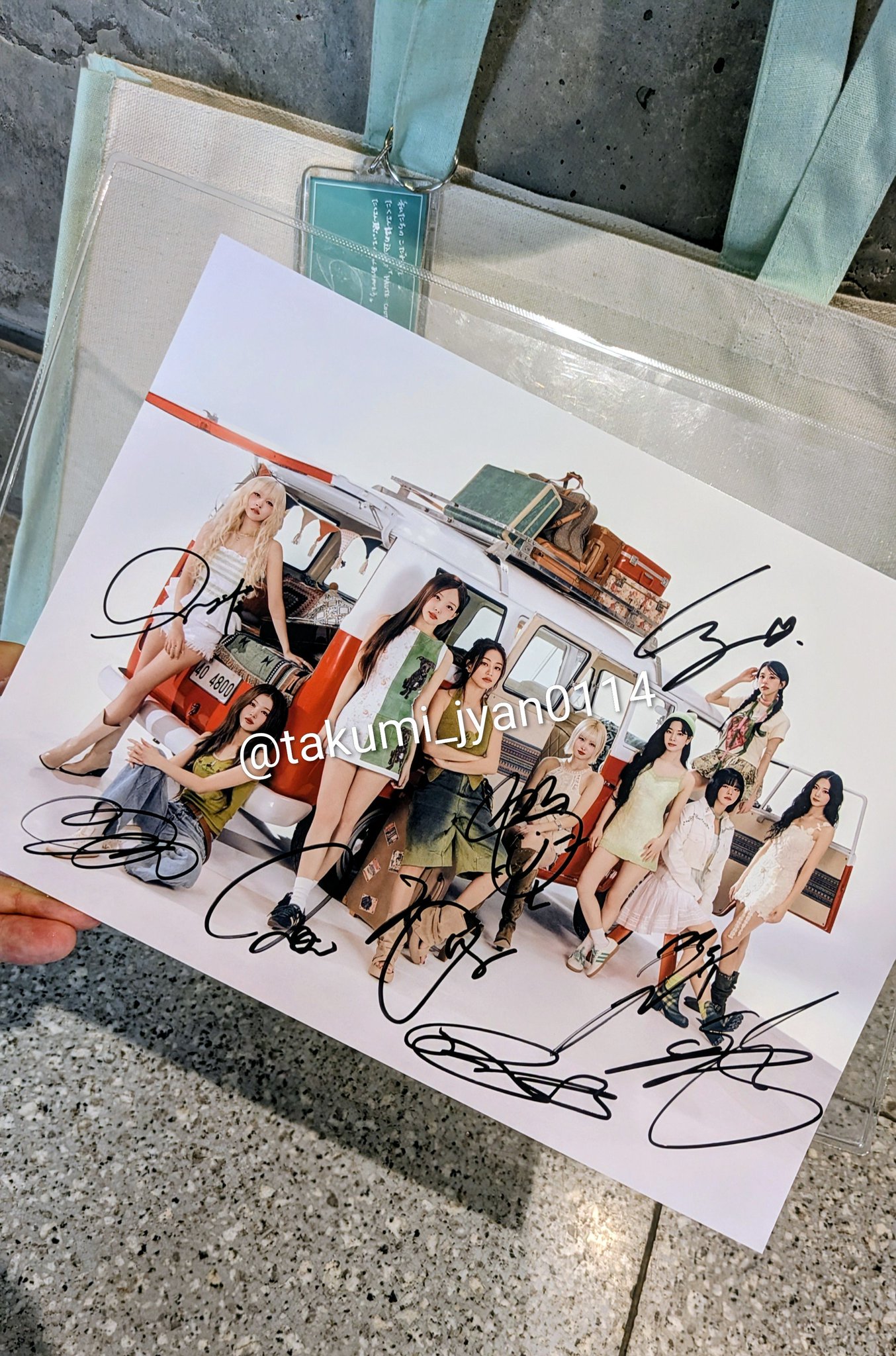 TWICE 全員　サイン TWICE☆全員直筆サイン入り☆POPUP STORE Twaii's Shop☆モノ