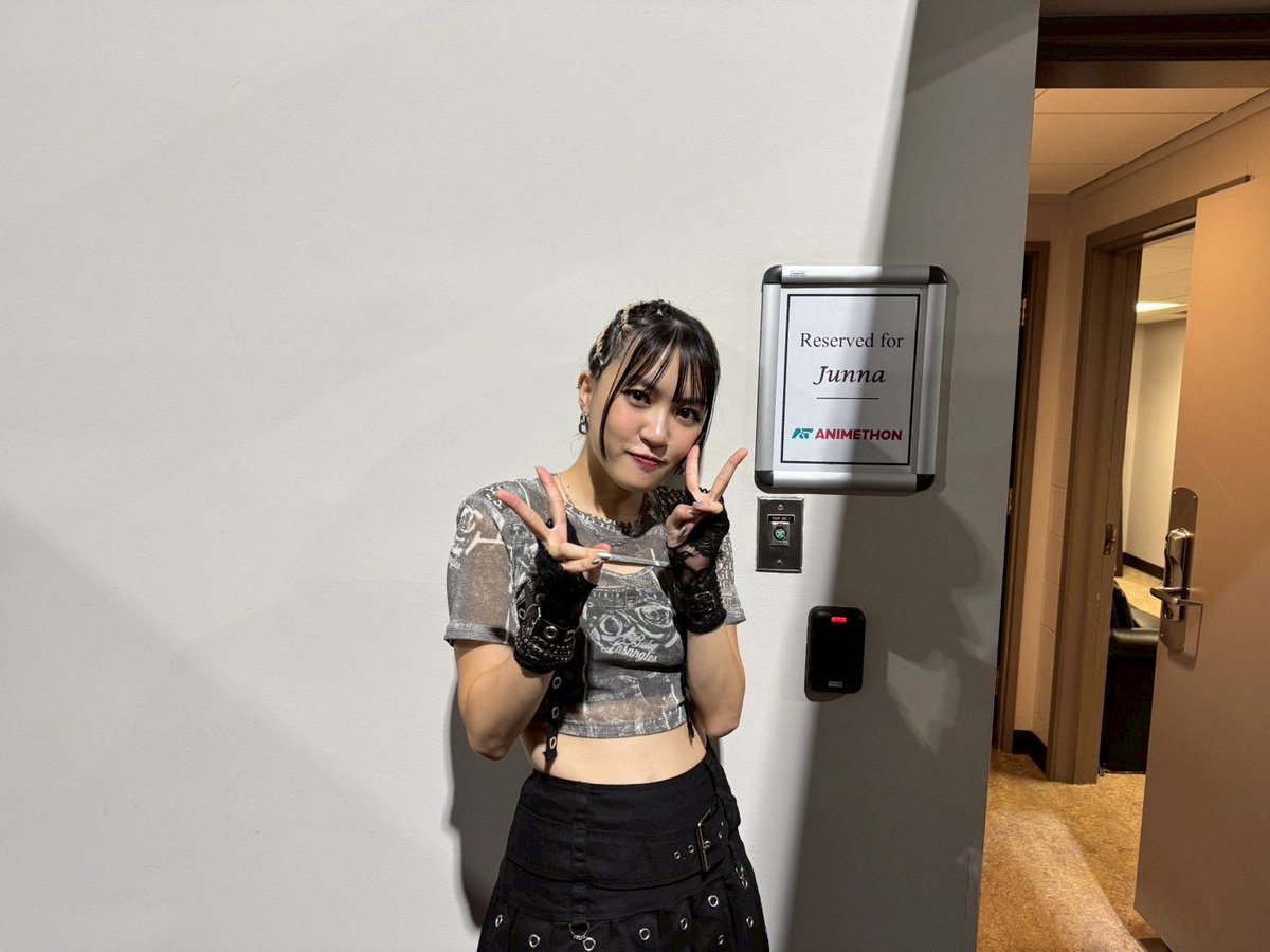 #Animethon2025 Thank for a wonderful night!!!🇨🇦

You all made it such a powerful and passionate time!!!

Love you guys♡