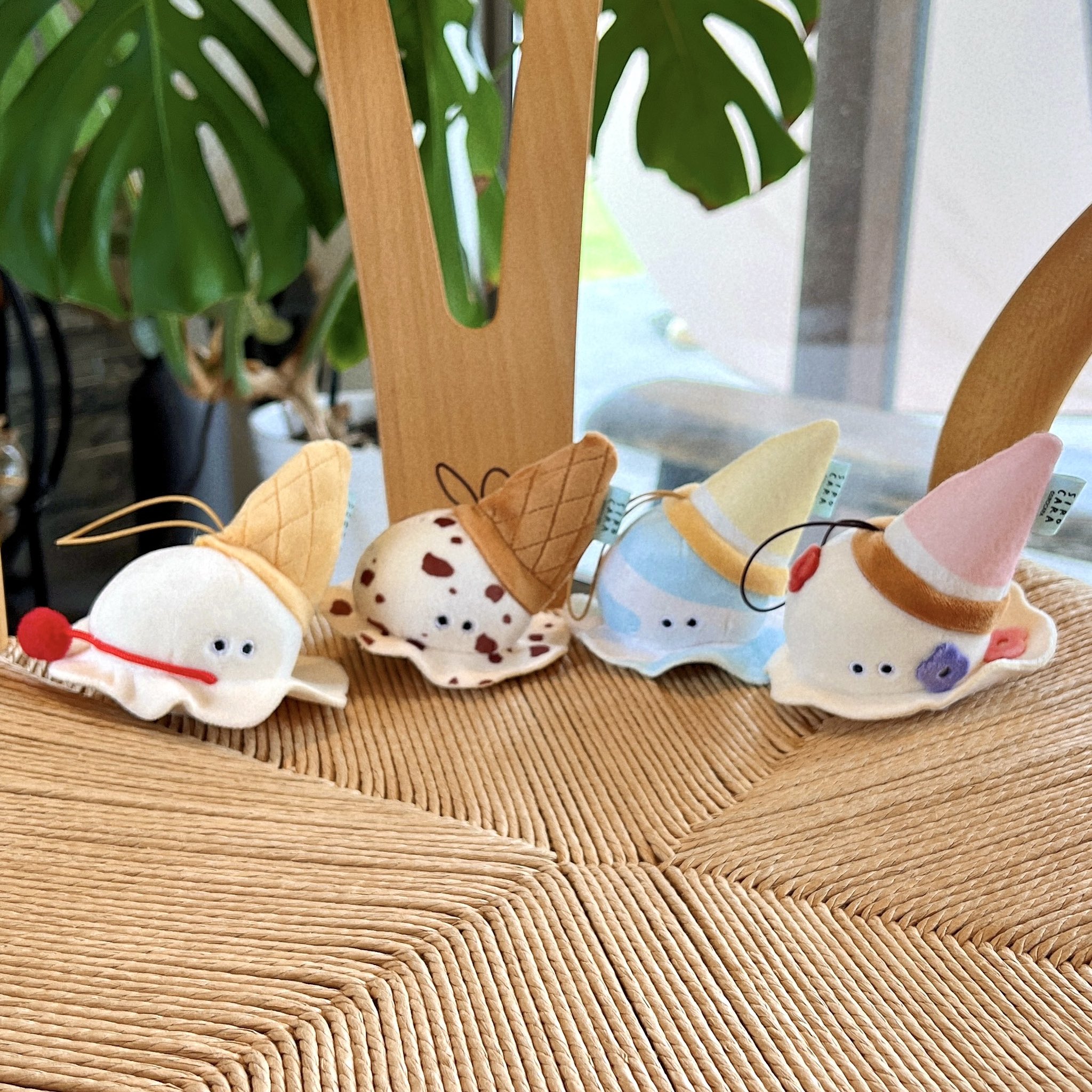 SIROCARA　アイスクリームマスコット　全種セット　ラウンドワン限定 𝕡𝕒𝕚𝕟𝕥𝕖𝕕🌈⌄̈⃝✮ ﹏﹏﹏☽﹏﹏﹏﹏﹏﹏﹏ ✸ラウンド