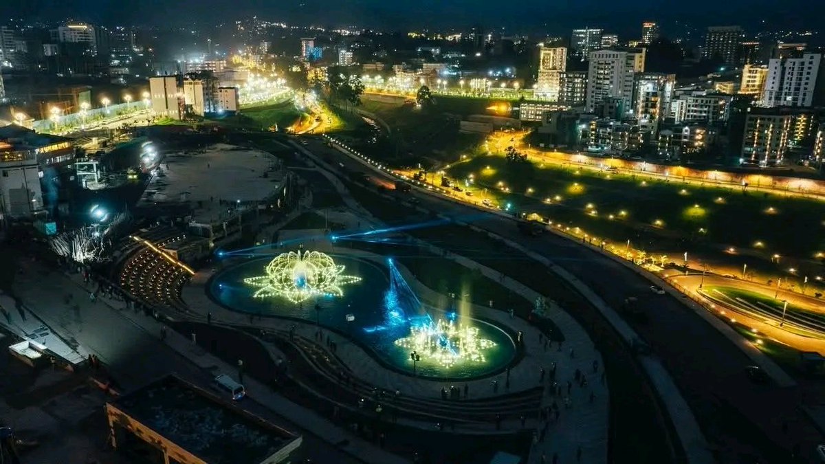 menwuyeletEthio's tweet photo. Prime Minister @AbiyAhmedAli , « Healthy, well-maintained #riversides in cities not only protect ecosystems and water quality but also create vibrant public spaces that enhance community well-being and strengthen urban resilience.»
@PMEthiopia @MFAEthiopia @MayorAddisAbaba https://t.co/nn1Q5aKXLC