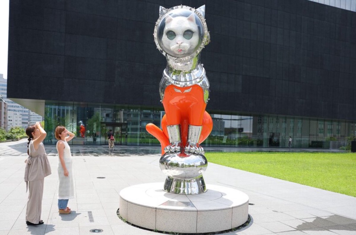 大阪でのんびり観光しながら、ロイヤルな滞在を楽しんできました！

季節限定の桃パフェ美味しかった〜🥹🍑

ホテルの魅力について執筆したので、よければご覧ください☺️✨
aumo.jp/articles/50827…