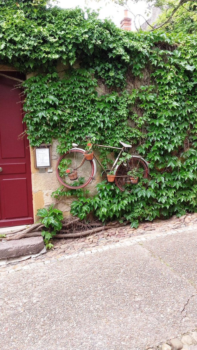 Martine CONORD (@martineconord) on Twitter photo La petite cité médiévale de Bourbon-Lancy gagne à être connue !
<a href="/Mp97440/">MP 974👨🏽🏫🌍⏳🏺🐈✈️🇷🇪🇫🇷</a> <a href="/PYBeaurepaire/">Pierre-Yves Beaurepaire Hernandez</a> <a href="/FaridSbay/">Farid Sbay el Idrissi</a> <a href="/DesGeai/">Geai des Chênes</a> <a href="/EmiliePouce/">Emilie Pouce</a> <a href="/PacaudFabien/">Pacaud Fabien</a> <a href="/LanoizelePierre/">Pierre André Lanoizelé</a> <a href="/jh_jeje/">Jérémy Huriaux 📚🖊️</a> <a href="/RajewskiMarina/">MARINA RJK</a> <a href="/BourgogneAujou1/">Bourgogne Aujourd’hui</a> <a href="/parenton_jacky/">jacky Parenton</a> <a href="/PatrimoineRural/">Patrimoine rural</a> <a href="/rougegorge1/">estelle laurent</a> La petite cité médiévale de Bourbon-Lancy gagne à être connue !
<a href="/Mp97440/">MP 974👨🏽🏫🌍⏳🏺🐈✈️🇷🇪🇫🇷</a> <a href="/PYBeaurepaire/">Pierre-Yves Beaurepaire Hernandez</a> <a href="/FaridSbay/">Farid Sbay el Idrissi</a> <a href="/DesGeai/">Geai des Chênes</a> <a href="/EmiliePouce/">Emilie Pouce</a> <a href="/PacaudFabien/">Pacaud Fabien</a> <a href="/LanoizelePierre/">Pierre André Lanoizelé</a> <a href="/jh_jeje/">Jérémy Huriaux 📚🖊️</a> <a href="/RajewskiMarina/">MARINA RJK</a> <a href="/BourgogneAujou1/">Bourgogne Aujourd’hui</a> <a href="/parenton_jacky/">jacky Parenton</a> <a href="/PatrimoineRural/">Patrimoine rural</a> <a href="/rougegorge1/">estelle laurent</a>
