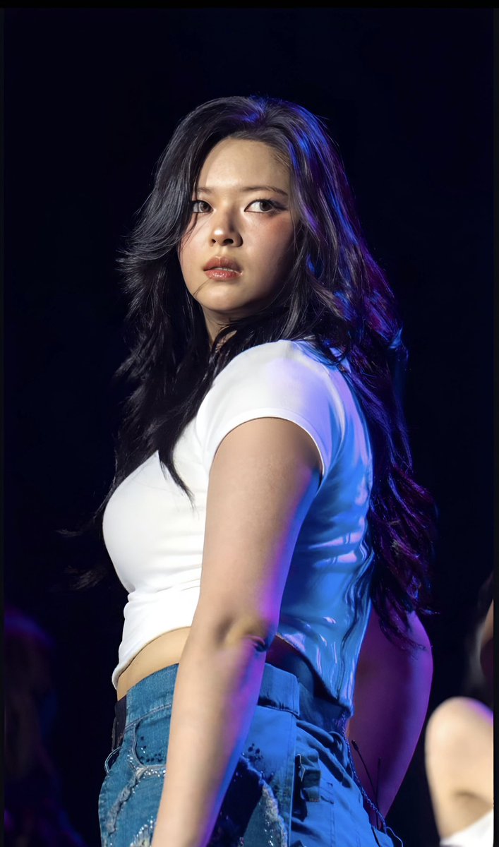 YooTuberJeong's tweet image. JEONGYEON THE PRETTIEST