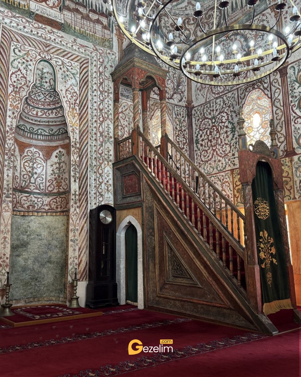 GezelimSeyahat's tweet image. Arnavutluk'un başkenti Tiran’da Molla Bey ve oğlu Ethem Bey tarafından 1793-1794 yıllarında yaptırılan Ethem Bey Camii, Osmanlı’dan günümüze ulaşan en önemli mimari eserlerden biri. 🕌✨

instagram.com/p/DNH5flYKsJP/…

#arnavutluk #tiran #ethembeycamii