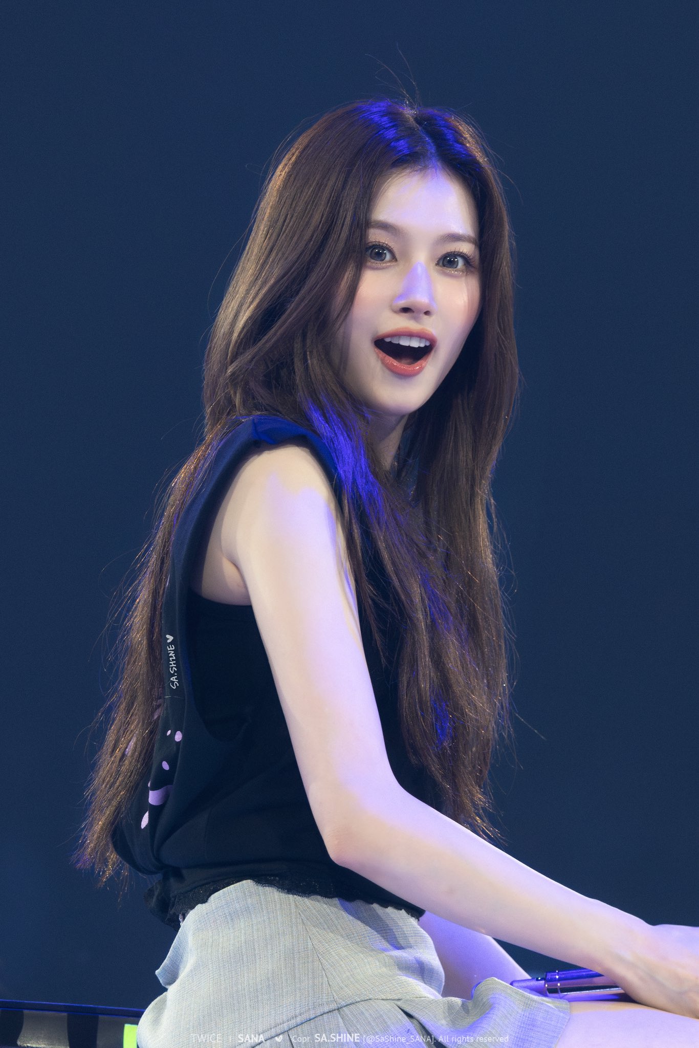 ズー　サナ Queen S. 👑 ⋆ ⋆ ⋆ ⋆ ⋆ 230318 SoundWave Fansign ⋆ cʀ