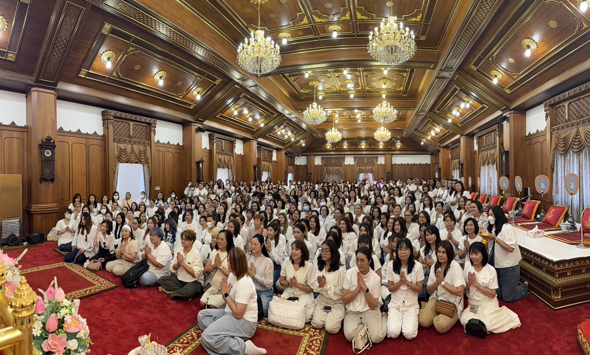 30upLovePalit's tweet photo. @peckpalit ภาพบรรยากาศงาน ทำบุญเนื่องในโอกาสวันคล้ายวันเกิด อายุ 41 ปี ของคุณเป๊ก ผลิตโชค อายนบุตร ณ วัดบวรนิเวศฯ
@peckpalit
#เป๊กผลิตโชค #PeckPaLitChoke
#HappyPalitDay2025 https://t.co/J9fWDME6Q2