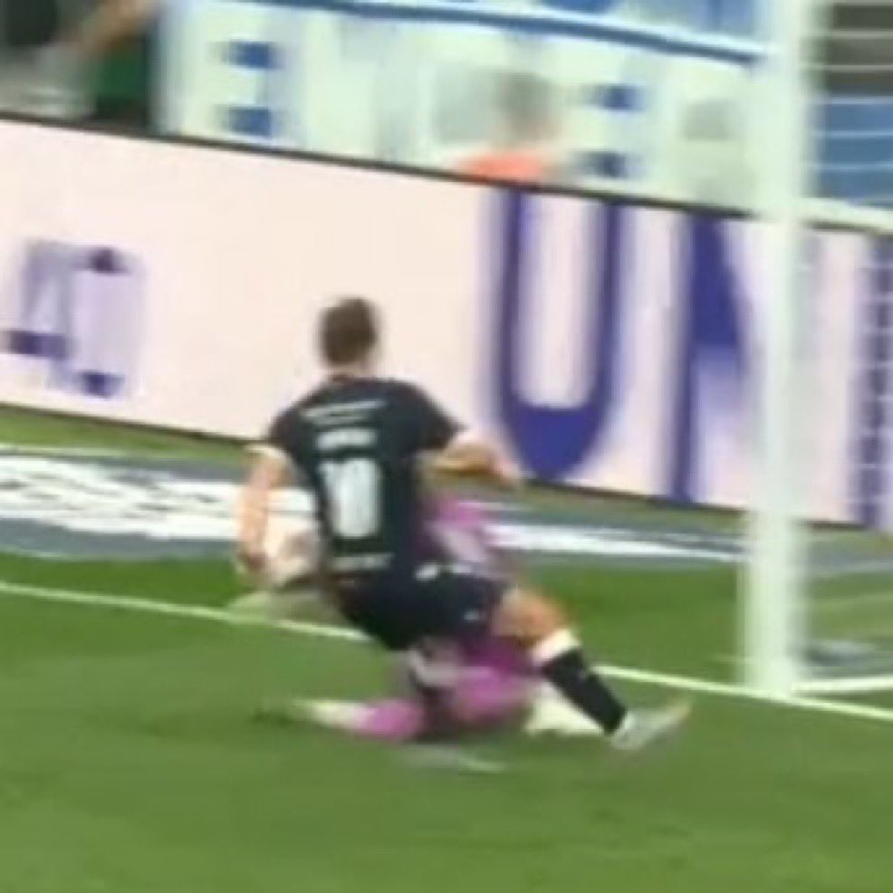 Alexander Nielsen tweet media