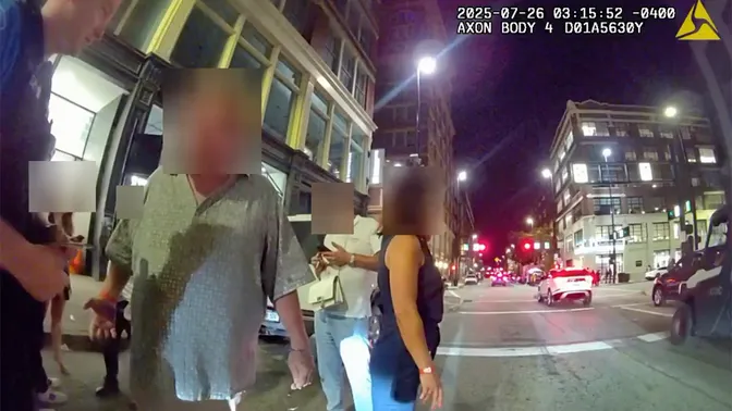 TrueCrimeUpdat's tweet image. ⚠️ WARNING: This post contains graphic descriptions of violence.
Six individuals have been indicted by a grand jury & are facing charges after a viral downtown Cincinnati beating left six people injured. The suspects, Patrick Rosemond, 38, Jermaine Matthews, 39, Montianez…