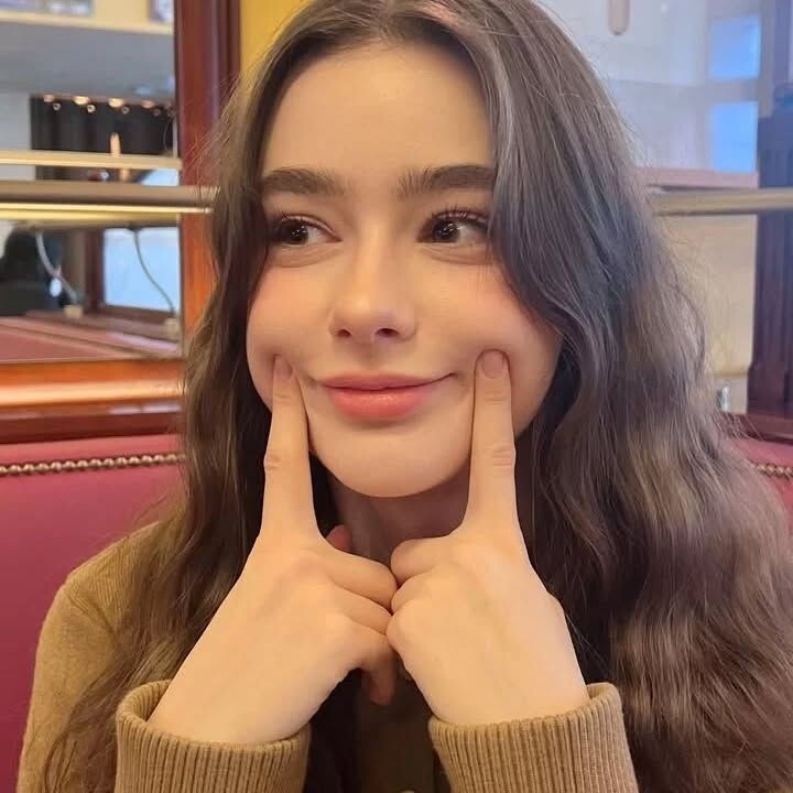 selfolssi ♤ tweet media