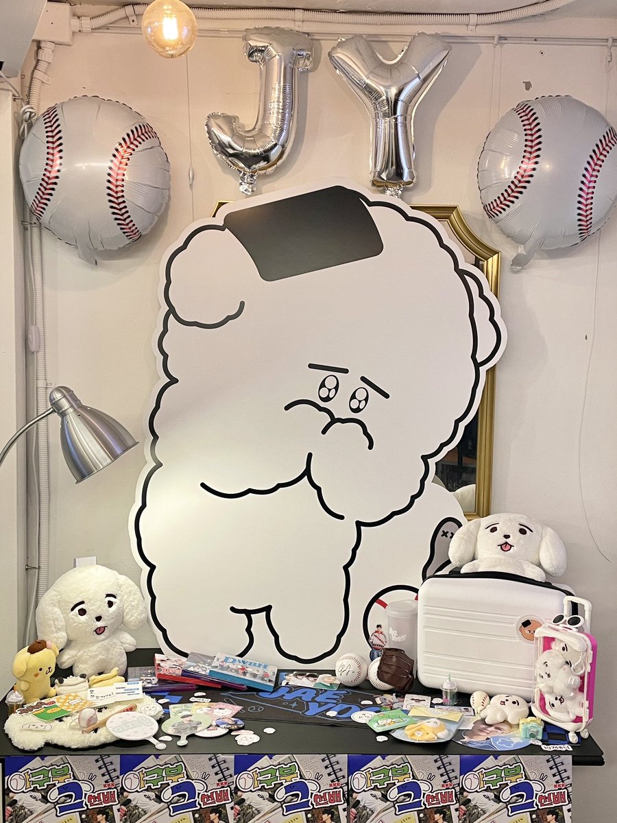 ljy_aang's tweet photo. 야구부 선배 넘 좋아요,,,🫶🏻

#선배_동아리방에서_8시9분에_만나요
#SF9 #재윤 https://t.co/hPdETp2uiG