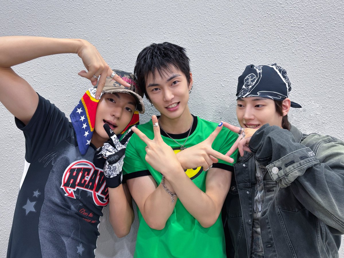 XngHan_official's tweet photo. XngHan&amp;Xoul at #쇼음악중심 in Ulsan 🌊

#XngHan_Xoul #WasteNoTime https://t.co/bGE3jB8CSM